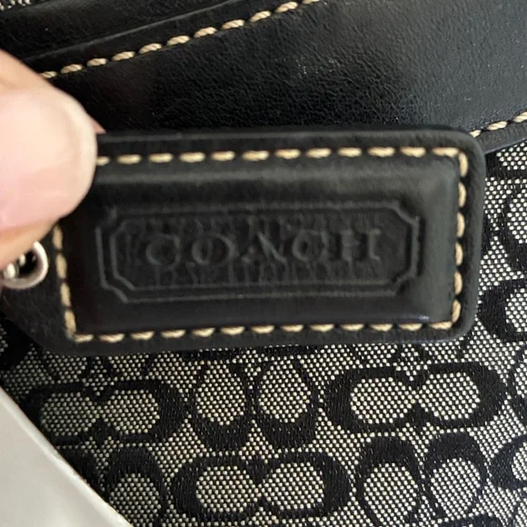Coach Vintage Signature Series SoHo Satchel - Picture 3 of 16